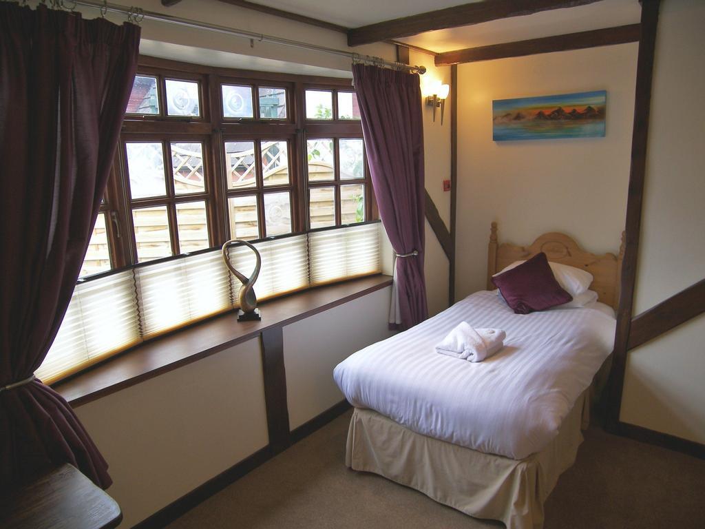 Rosemount Hotel Питлохри Стая снимка