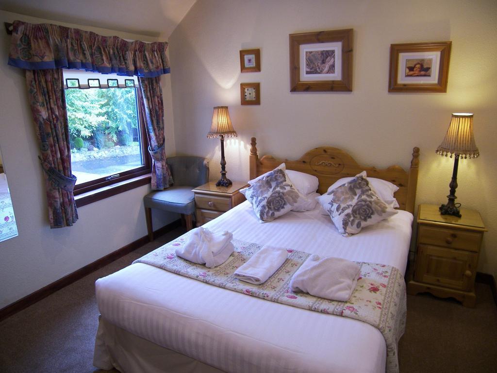 Rosemount Hotel Питлохри Стая снимка