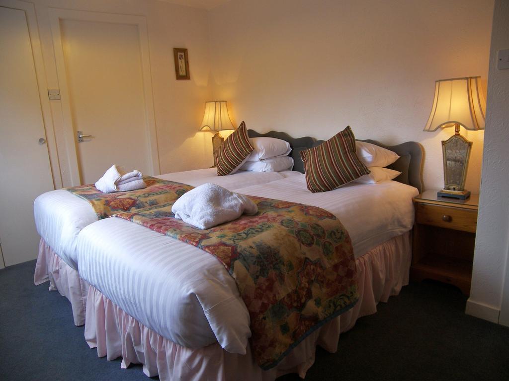 Rosemount Hotel Питлохри Стая снимка