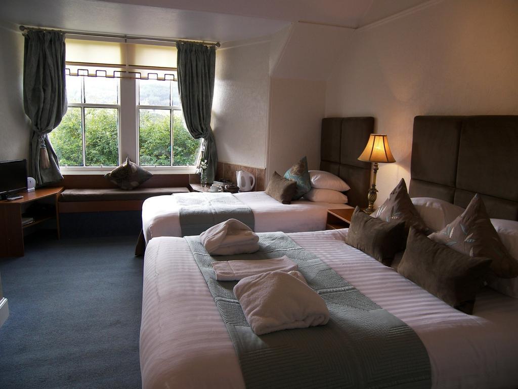 Rosemount Hotel Питлохри Стая снимка